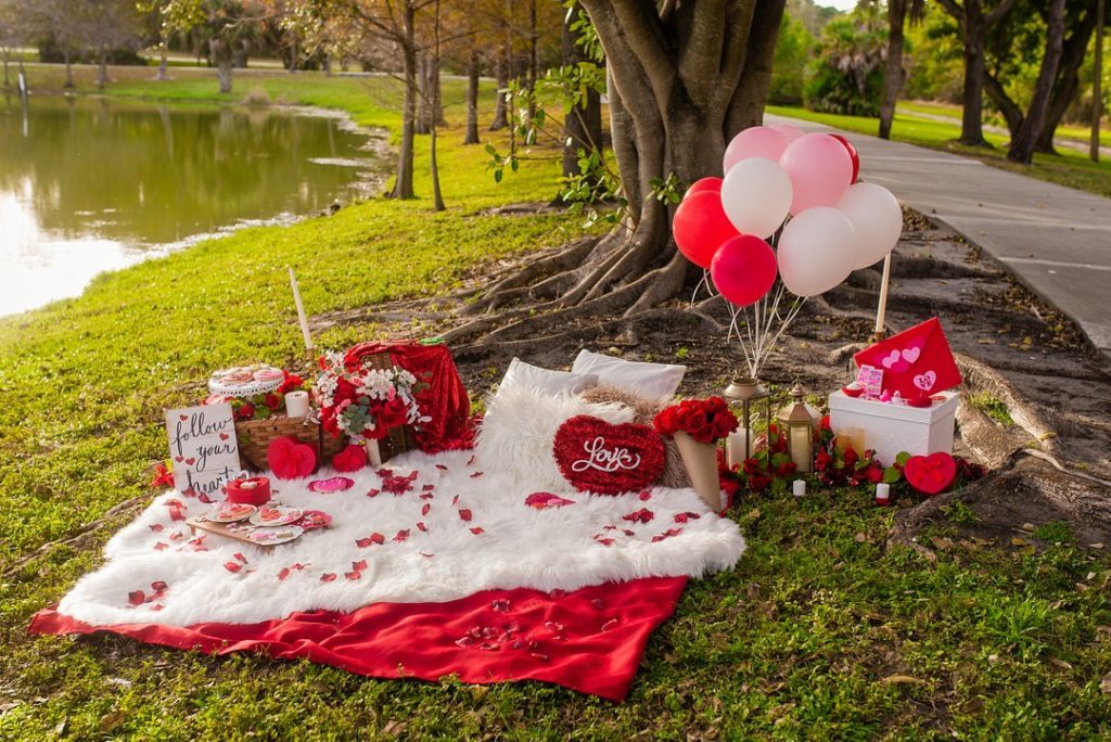 Valentine's Day Date Ideas for Teenage Couples 